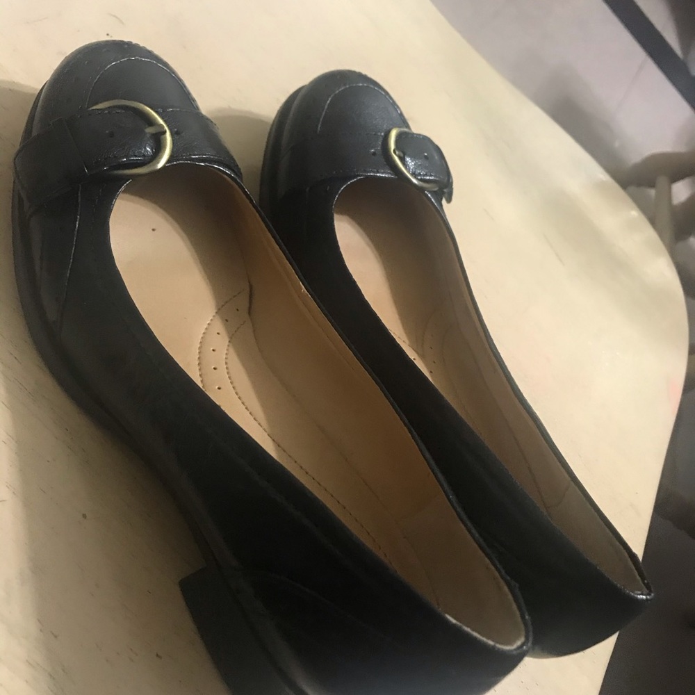 Shoes - Picture 3 of 3
